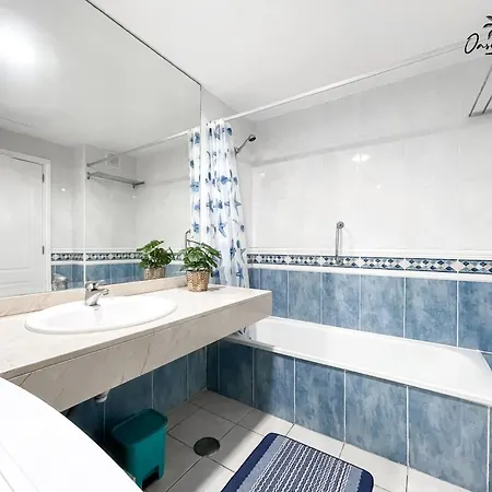 Apartment Oasi Tropical Wifi Free By Rentalfue